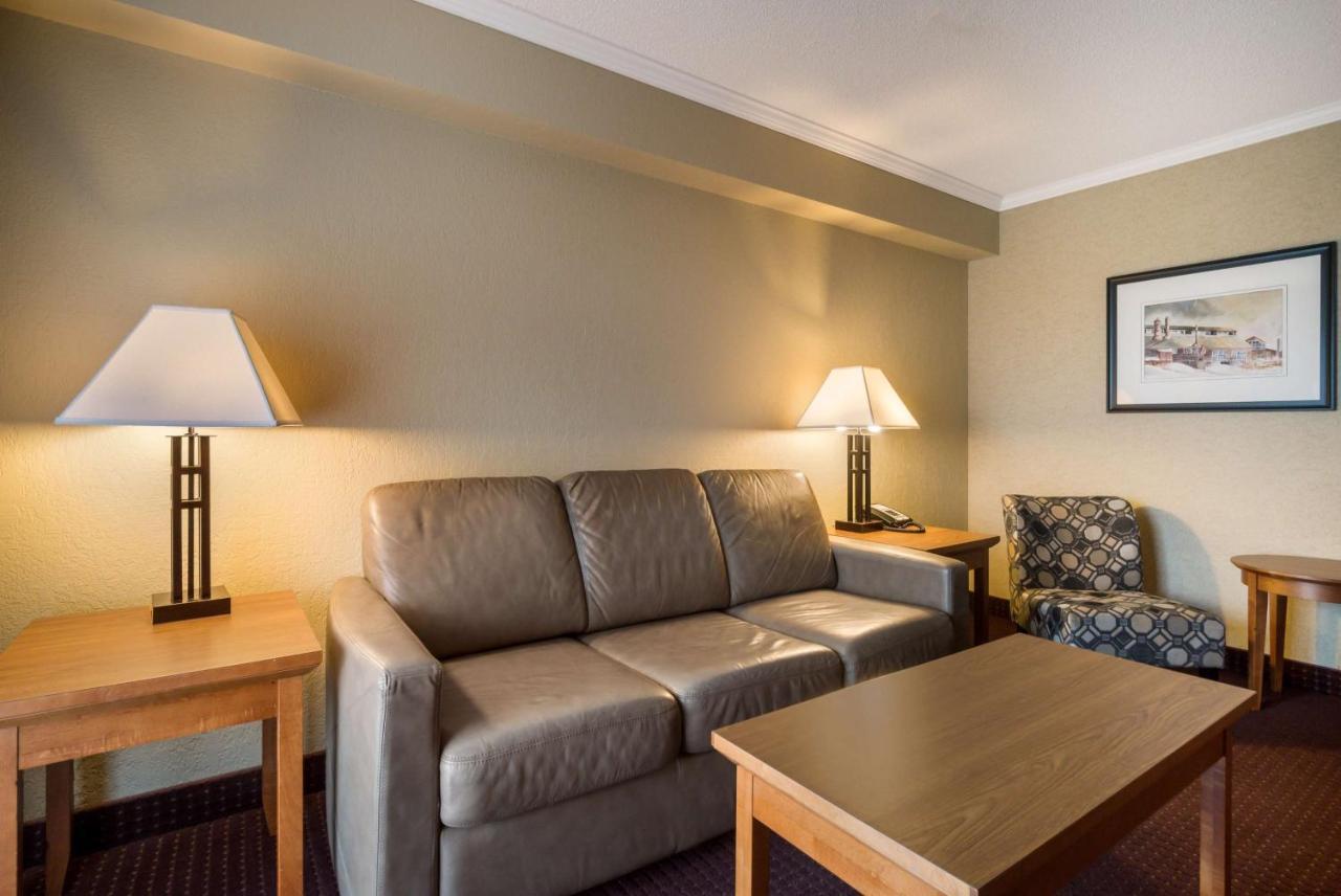 Best Western Plus Norwester Hotel & Conference Centre Thunder Bay Buitenkant foto