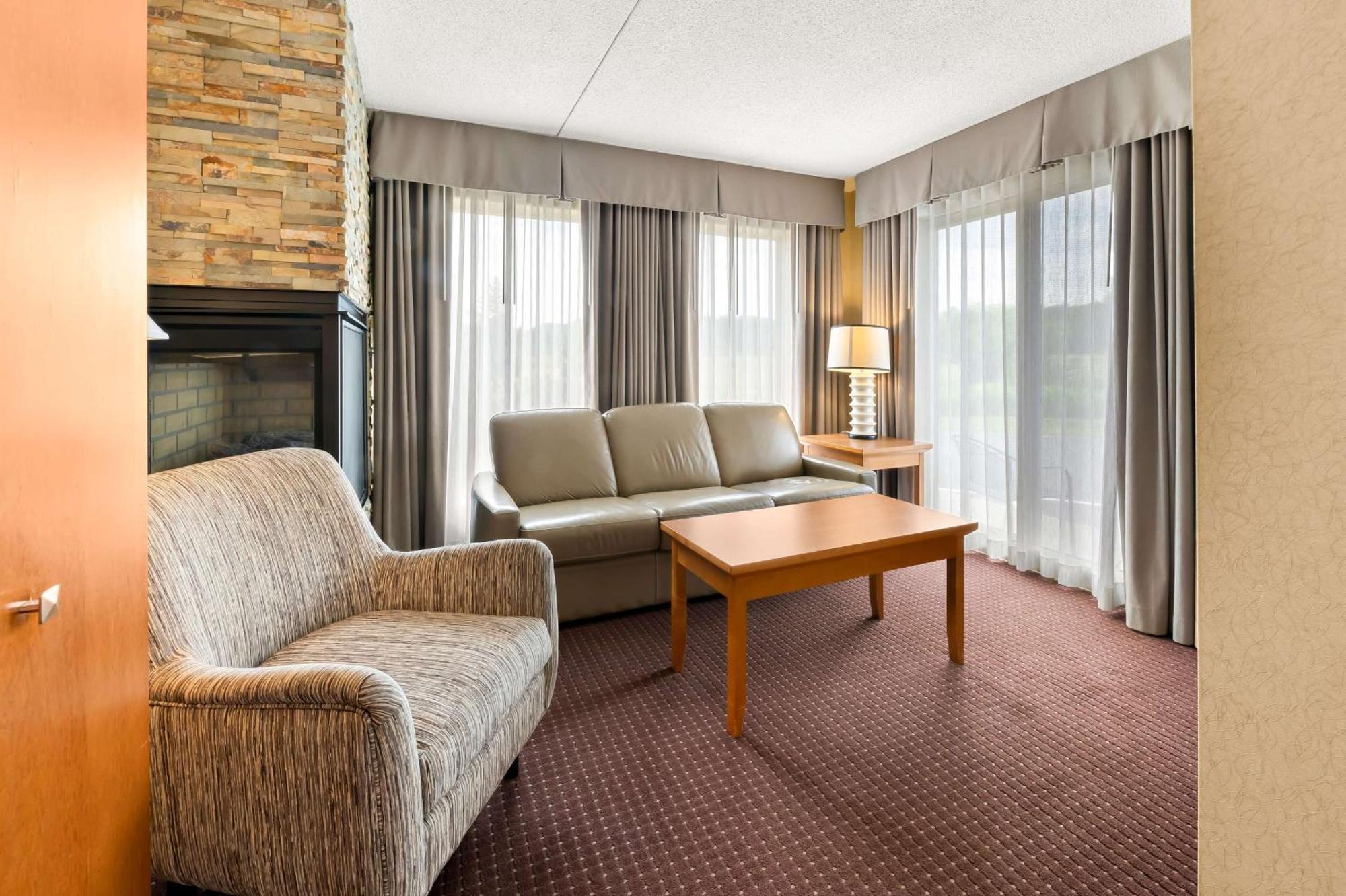 Best Western Plus Norwester Hotel & Conference Centre Thunder Bay Buitenkant foto