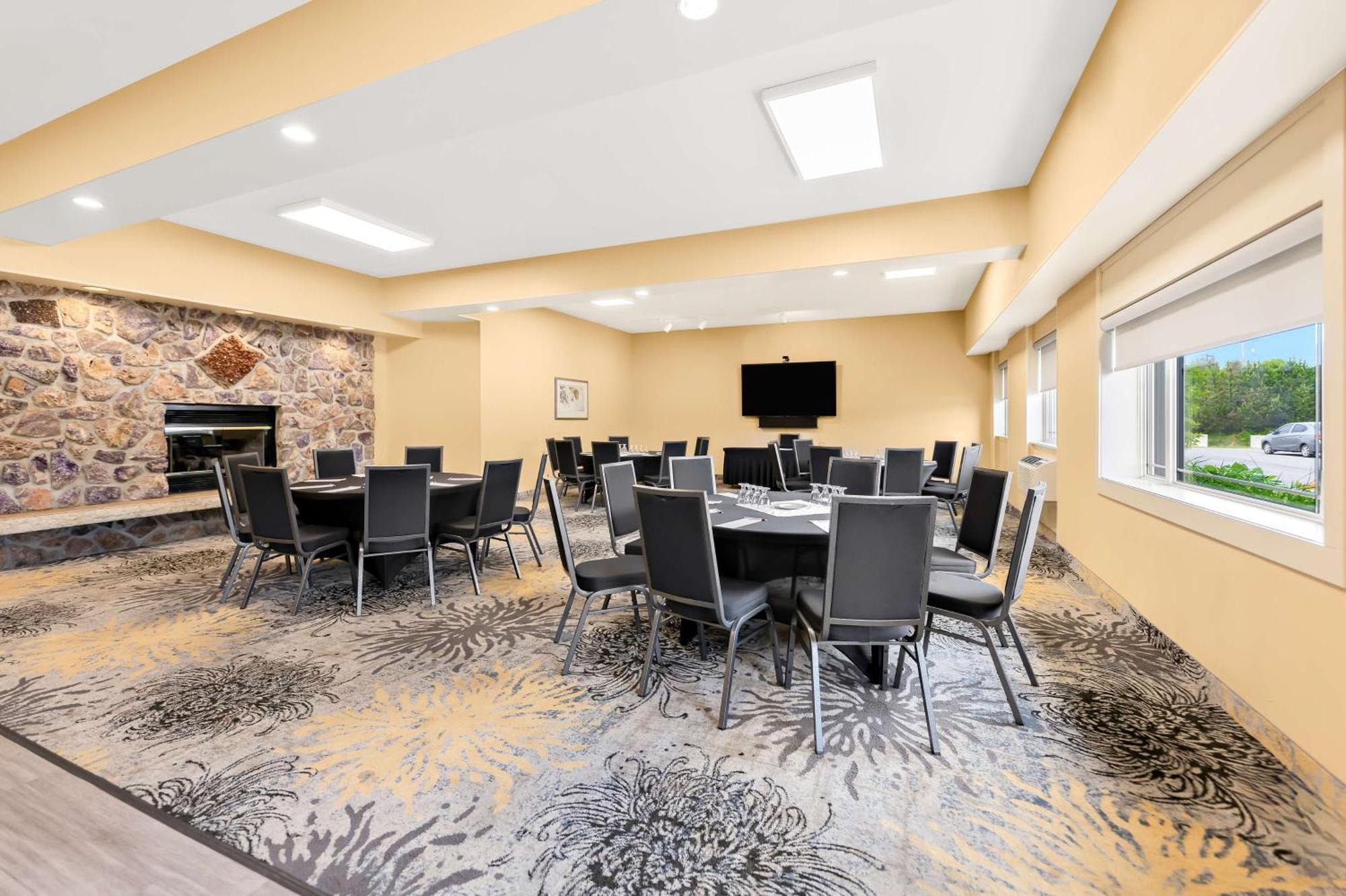 Best Western Plus Norwester Hotel & Conference Centre Thunder Bay Buitenkant foto