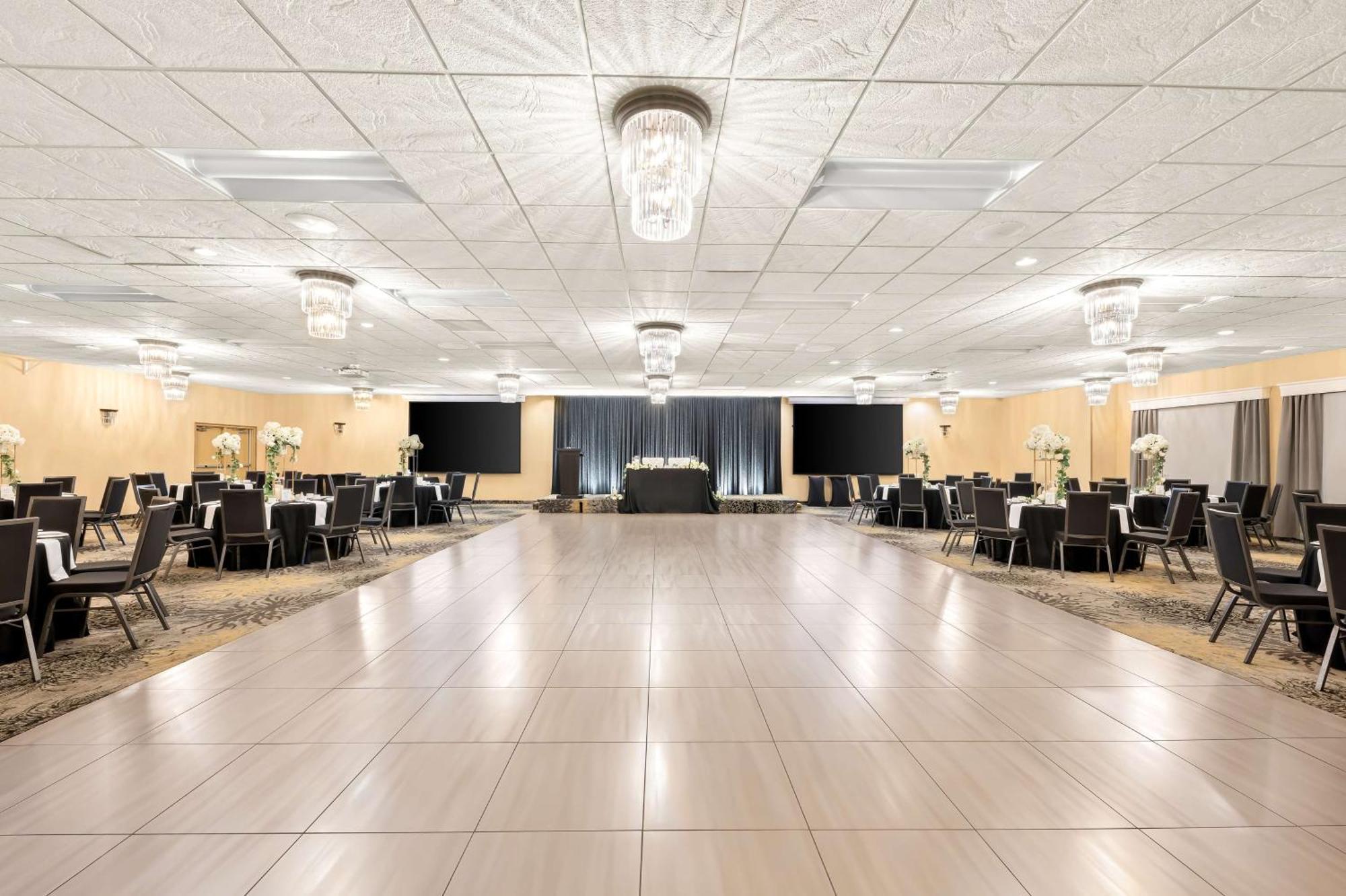 Best Western Plus Norwester Hotel & Conference Centre Thunder Bay Buitenkant foto